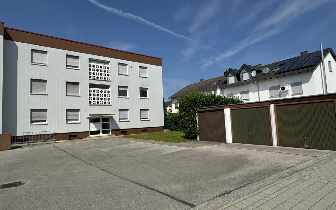 Super Grundriss: Renovierungsbedürftige 3 ZKB, 87 qm, Balkon, 1.OG, Bj. 65, Garage, IN-Oberhaunstadt