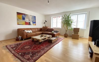 Schöne, großzügige und helle 3 ZKB mit Balkon, moderne EBK, Ingolstadt-Oberhaunstadt