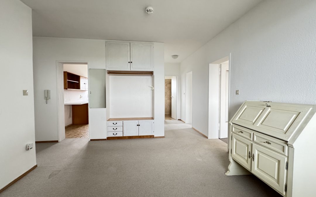 Schöne, große 3,5 ZKB im 6. OG, Aufzug, Balkon, TG, IN-gleich bei der AUDI, 5 Min. zur City