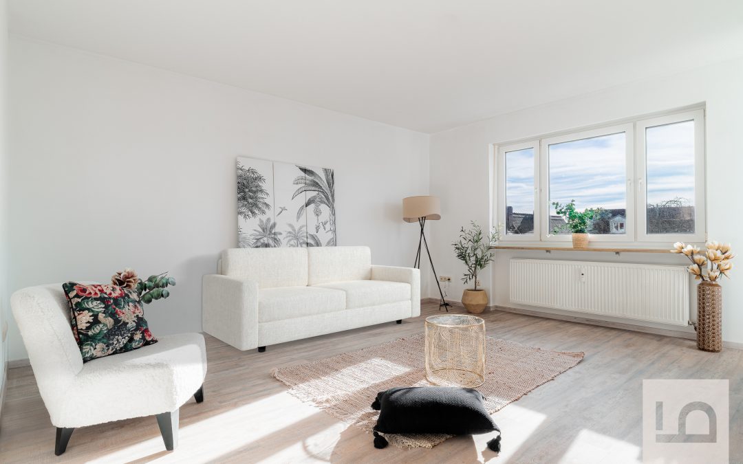 TOP Lage & charmant: Renovierte 4-ZKB, ca. 95 m2, Balkon, Bj. 61, große Wohnküche, IN -Süd-Haunwöhr