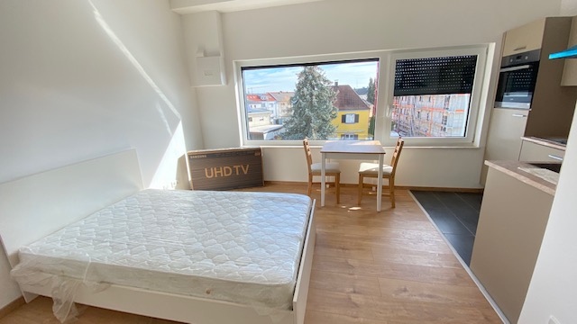 Hübsches, teilmöbliertes Studentenapartment mit Küche, Ingolstadt-Nord, 5 Min zur Uni + FH