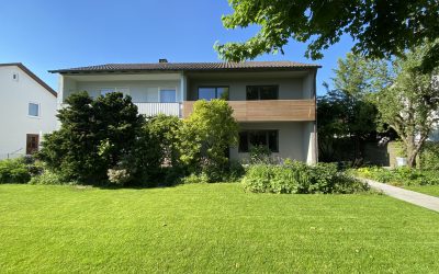 Stylische komplett möblierte DHH mit Blick ins Grüne, 4 ZKB, IN-Oberhaunstadt